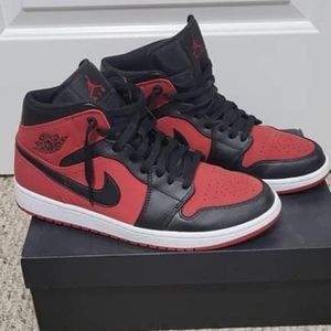 Air Jordan 1 Mid Gym Red / Black-White